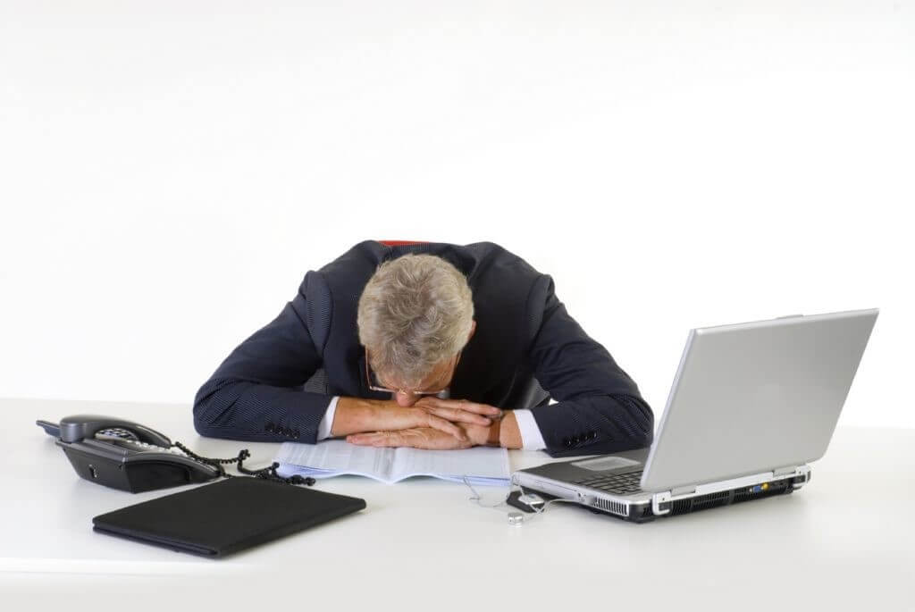 dormindo no trabalho