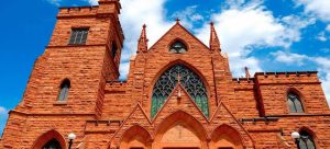 Leia mais sobre o artigo ▷ Sonhar Com Igreja é Mau Presságio?