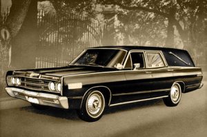 Leia mais sobre o artigo ▷ Sonhar Com Carro Preto é Mau Presságio?