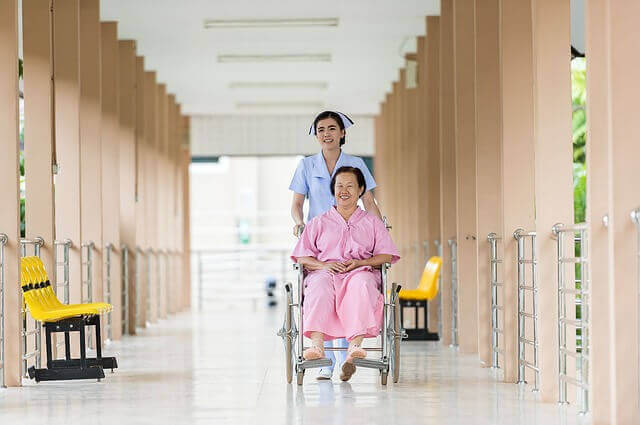 enfermeira e paciente