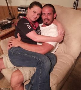 Leia mais sobre o artigo Conheça a Mulher Que Saiu do Emprego Para Amamentar o Namorado