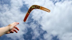 Leia mais sobre o artigo As 12 Leis do Karma que Mudaram Minha Vida Para Sempre