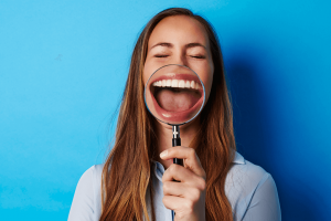 Leia mais sobre o artigo Frases e Versos Engraçados Para Compartilhar Com a Família e Os Amigos