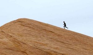 Leia mais sobre o artigo 12 Frases De Motivação Para Continuar Lutando Por Seus Sonhos e Nunca Desistir