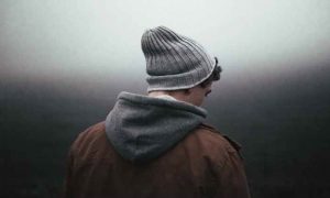 Leia mais sobre o artigo 8 Dicas Úteis De Como Tratar Pessoas Negativas Para Que Você Não Seja Afetado Pelo Pessimismo