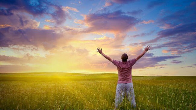 No momento, você está visualizando 7 Dicas Sobre a Lei Da Atração Que Vai Mudar Sua Vida Para Sempre