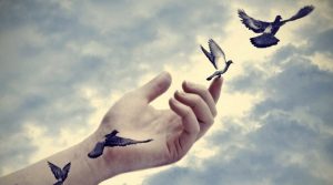 Leia mais sobre o artigo Psicólogos Revelam Como Superar Perdas e Aliviar Dores Emocionais – Dicas Incríveis