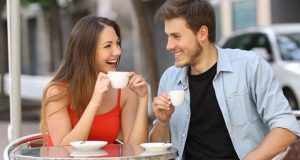 Leia mais sobre o artigo Siga Esses 4 Passos Infalíveis Para Seduzir o Homem Que Você Quiser – Confira