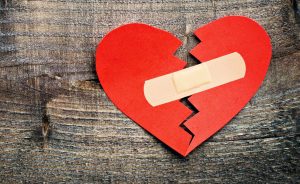 Leia mais sobre o artigo Conheça Todos Os Tipos De Infidelidade Que Existe – Você Pode Estar Sendo Traído