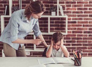 Leia mais sobre o artigo 7 Atitudes Que Fazem Os Pais Destruírem a Autoestima Dos Filhos – Todos Os Pais Deveriam Ler Isso