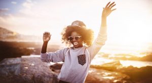 Leia mais sobre o artigo ▷ Sonhar Que Está Dançando 【9 Significados Reveladores】