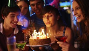 Leia mais sobre o artigo ▷ Sonhar Com Festa De Aniversário – Significados