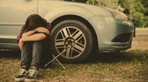 Leia mais sobre o artigo ▷ Sonhar Com Pneu Furado – Significados Reveladores