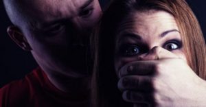 Leia mais sobre o artigo ▷ Sonhar Que Foi Sequestrada 【8 Significados Reveladores】