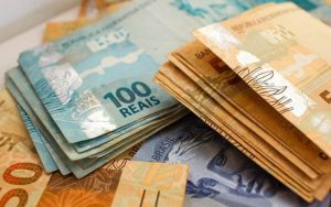 Leia mais sobre o artigo ▷ Sonhar Que Ganhou Dinheiro【15 Significados Reveladores】