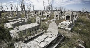 Leia mais sobre o artigo ▷ Sonhar Com Sepultura【10 Significados Reveladores】