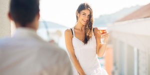 Leia mais sobre o artigo Pessoas irresistíveis têm estas 5 qualidades em comum (o peso não é uma delas)