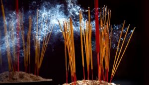 Leia mais sobre o artigo Ritual Poderoso Para Eliminar Todas As Energias Negativas Da Sua Vida