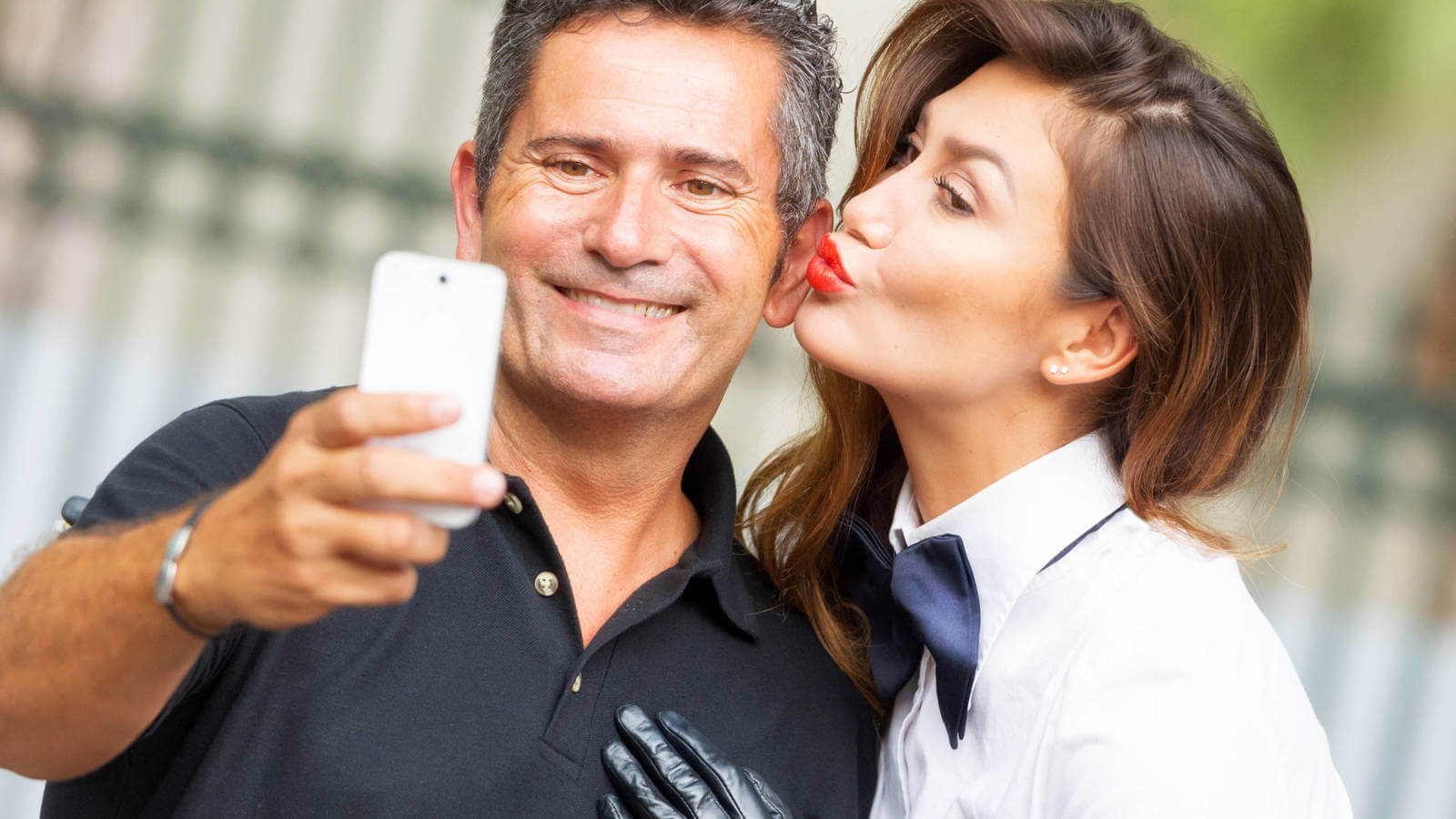 9 Benefícios Em Namorar Um Homem De 50 Anos