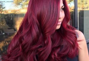 Leia mais sobre o artigo ▷ Sonhar Com Cabelo Vermelho (8 Significados Reveladores)
