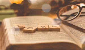 Leia mais sobre o artigo ▷ 27 Versículos Sobre Amor Para Namorado (Ele vai amar)