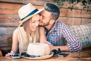Leia mais sobre o artigo ▷ 9 Textos De 10 Meses De Namoro – Impossível Não Chorar