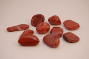 Leia mais sobre o artigo ▷ Pedra Do Signo De Áries – Veja Qual é e Como Usar!