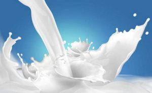 Leia mais sobre o artigo ▷ Sonhar Com Leite Derramado 【É mau presságio?】