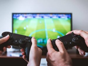 Leia mais sobre o artigo ▷ Vídeo Game Estraga a TV? Sua Avó Pode Estar Certa!