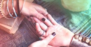 Leia mais sobre o artigo Como ler mão? Aprenda passo a passo