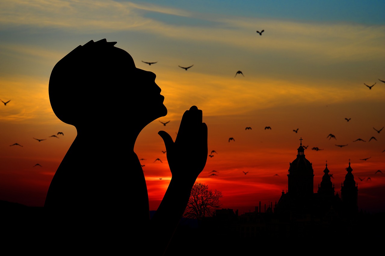 You are currently viewing ▷ 10 Orações Poderosíssima Para Conquistar Tudo Na Vida