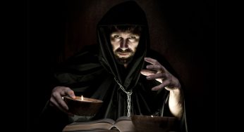 ▷ Sonhar Com Exorcismo é Mau Presságio?